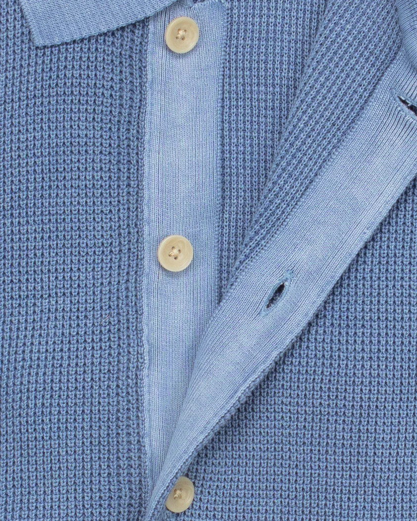 Short-Sleeve Sunwashed Sweater Shirt in Blue Sea - Image 3
