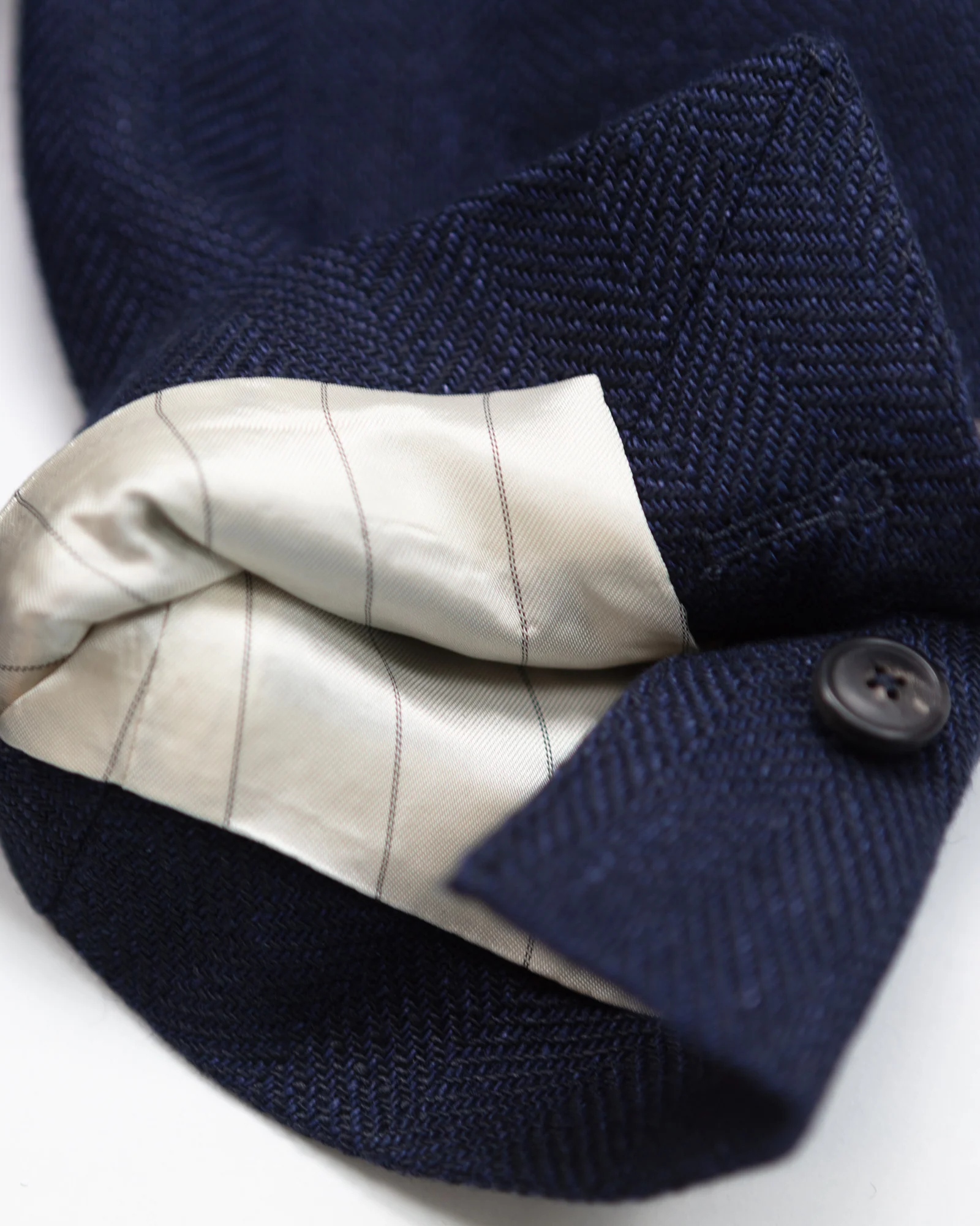 The Aalto in Navy Linen - Image 8