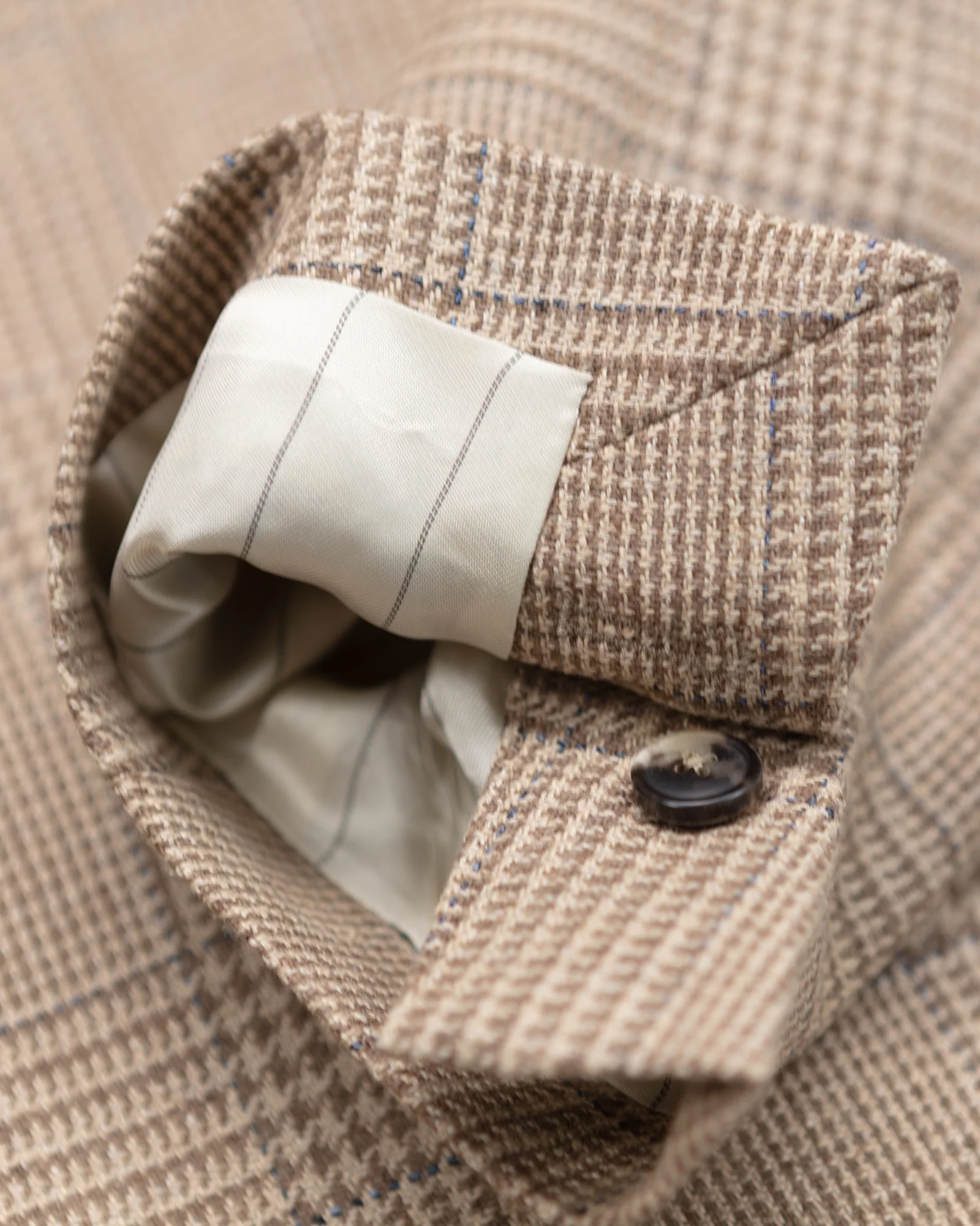 The Aalto in Tan Check - Image 11