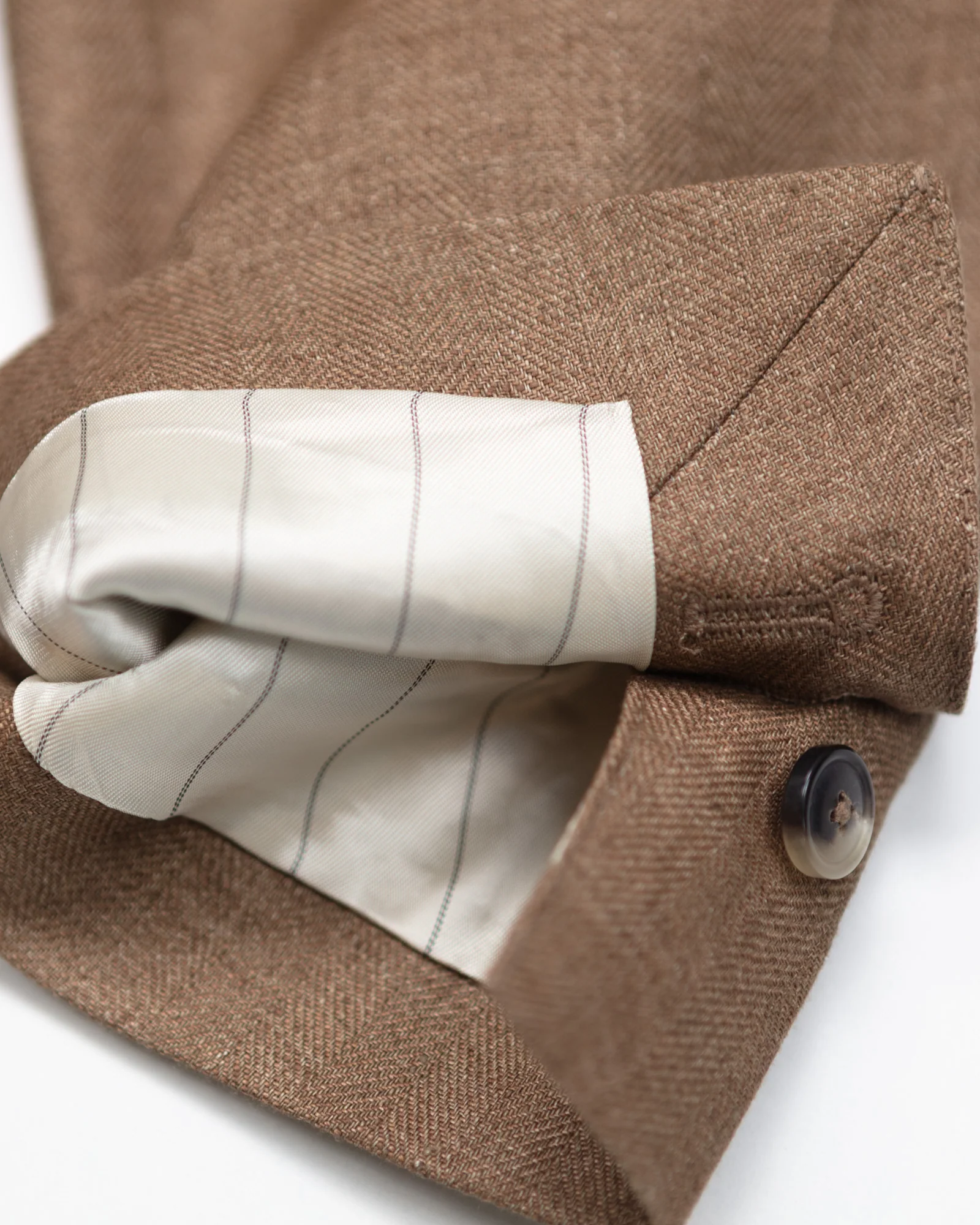 The Aalto in Tobacco Linen - Image 11