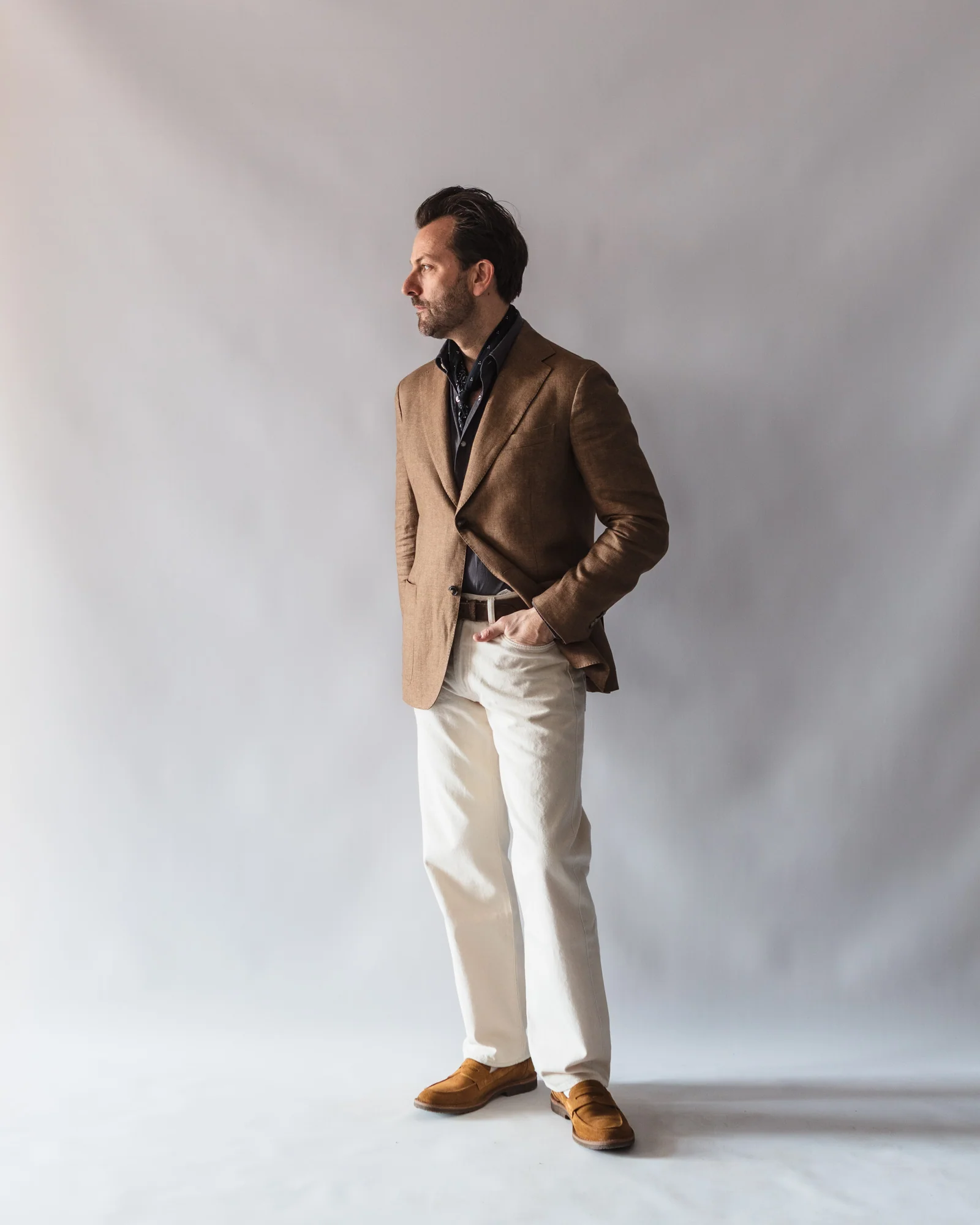The Aalto in Tobacco Linen - Image 4